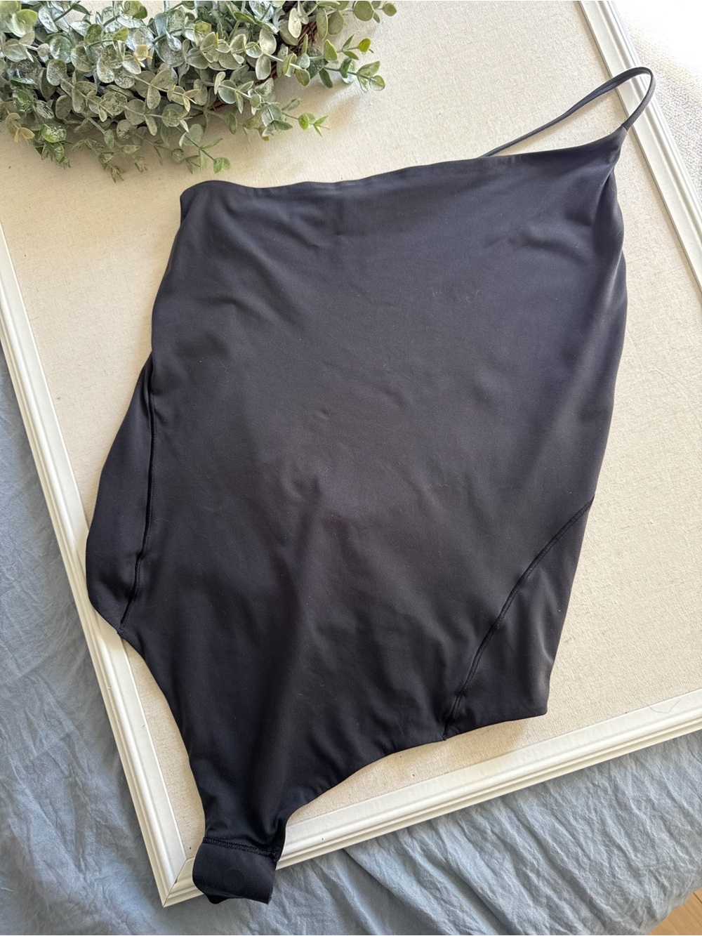 lululemon Grey Strappy Bodysuit Open Back Thong Snap Closure Size S/M